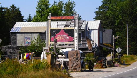 Antiques at Town Hill - NHP113